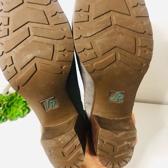 Jack Rogers Taupe Grey Beige Suede Ankle Boots - Picture 8 of 11